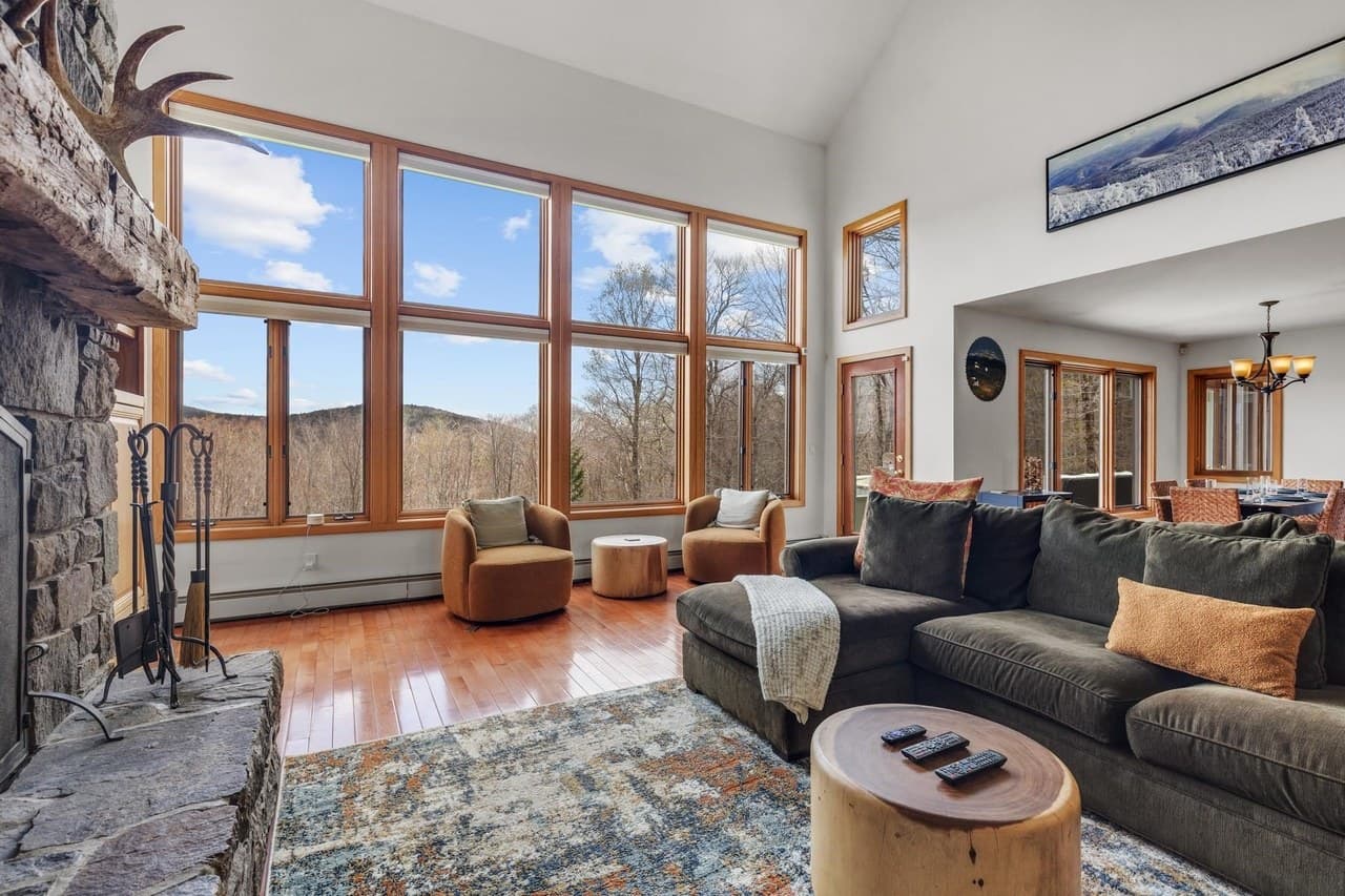 109 Mountainside Drive photo 2