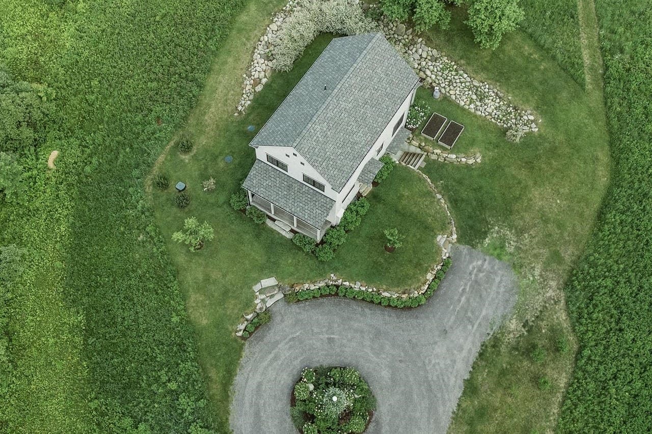 2035 Mountain Road photo 3