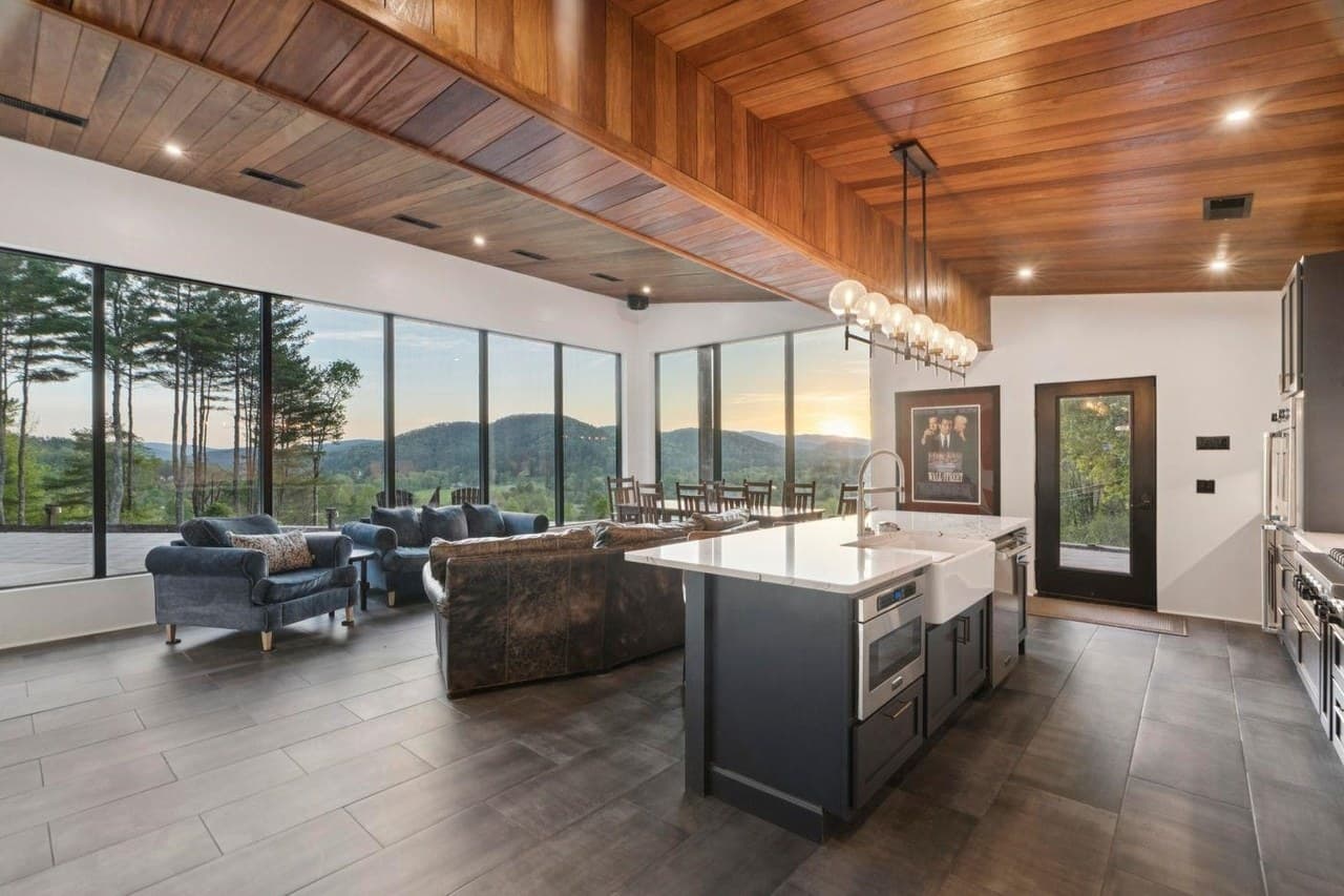 Alta House, 249 Sawyer Road photo 3