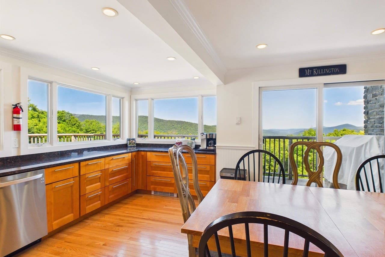 350 Trailside Drive, Unit C photo 3