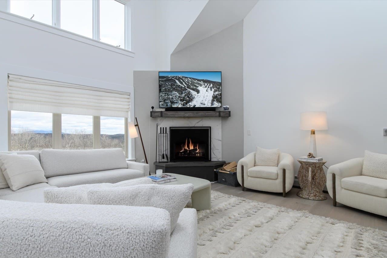 48 Alpine Way, Unit D-1