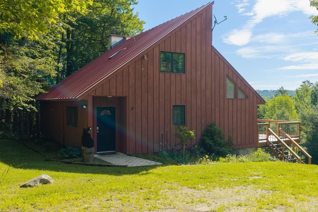 95 Hemlock Drive